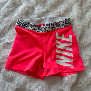 Nike Pro Women's 3" Shorts HOT PINK Rare Colour Size Small